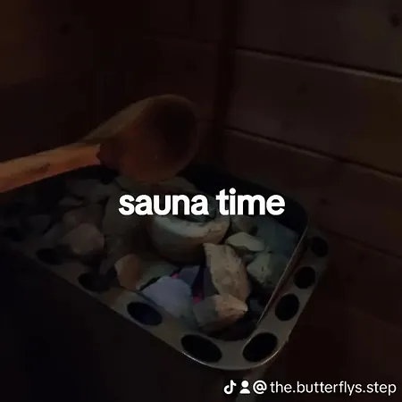 Massage Mit Sauna Und Jakuzzi *