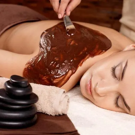 Massage Mit Sauna Und Jakuzzi منزل للإقامة Bischofsheim