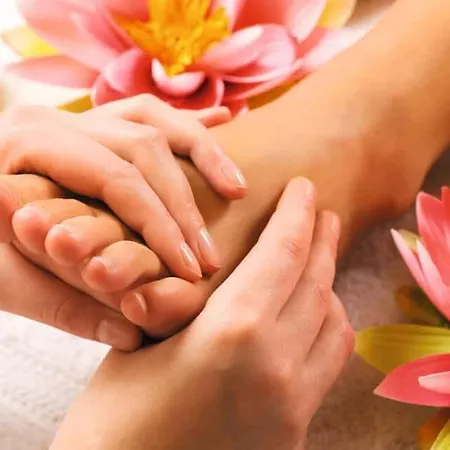 Massage Mit Sauna Und Jakuzzi