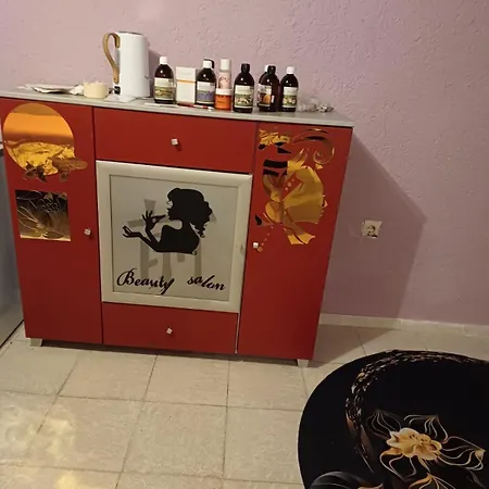 Massage Mit Sauna Und Jakuzzi منزل للإقامة *