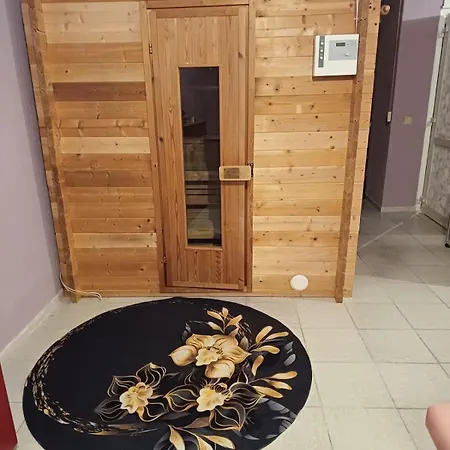 Massage Mit Sauna Und Jakuzzi *